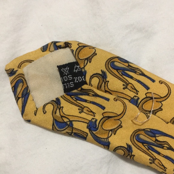 Ferragmo men tie - Picture 3 of 3